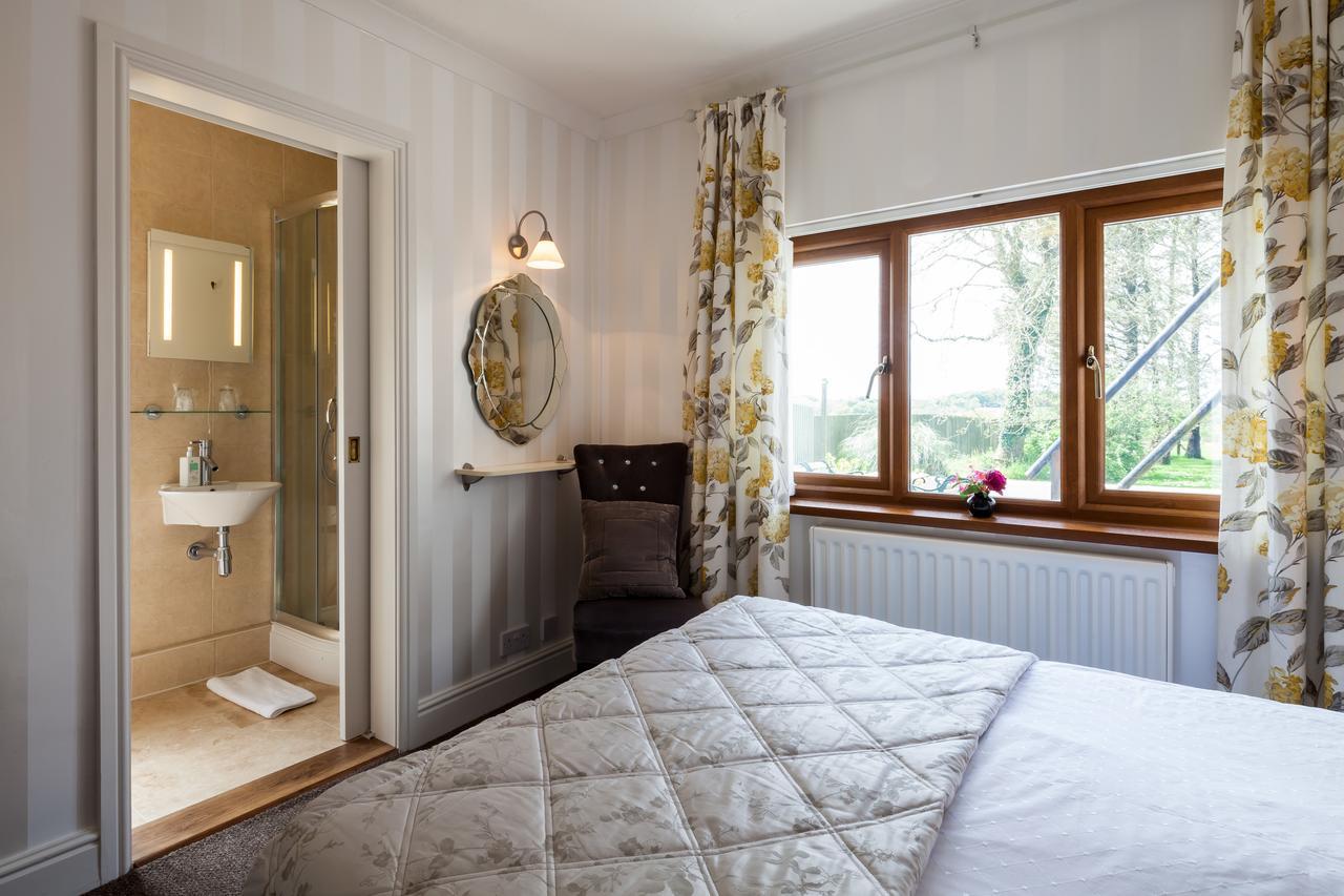 Langdon Farm Guest House Kilgetty Екстер'єр фото